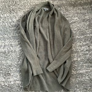 Women’s barefoot dreams cardigan